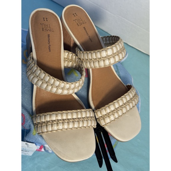 Time and Tru Shoes - Time and Tru Memory Foam Core Slide 2Band‎ Heel Size 11 for woman Fast Shipping